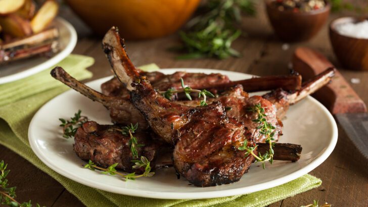 What Wine Goes With Lamb Chops? Pairing Guide 
